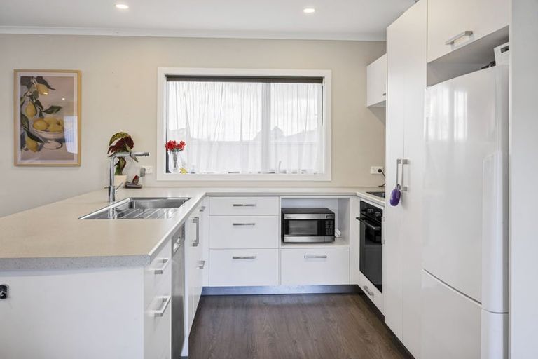 Photo of property in 48b Celia Street, Stratford, 4332