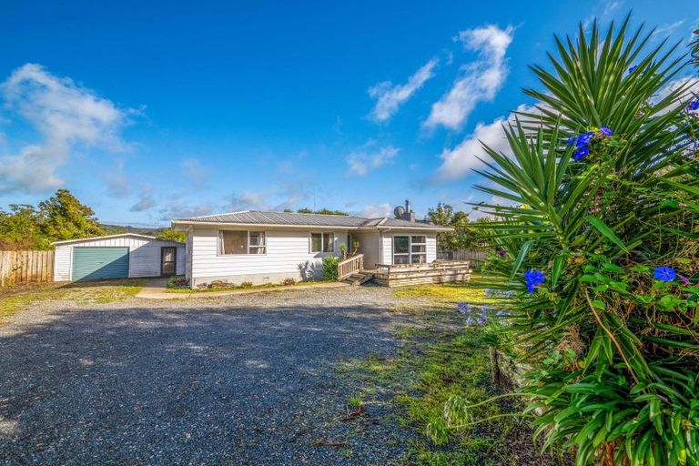 Photo of property in 19 Neumann Street, Kawakawa, 0210