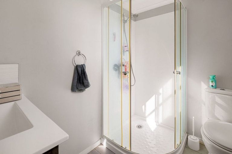 Photo of property in 40a Clare Street, Cambridge, 3434