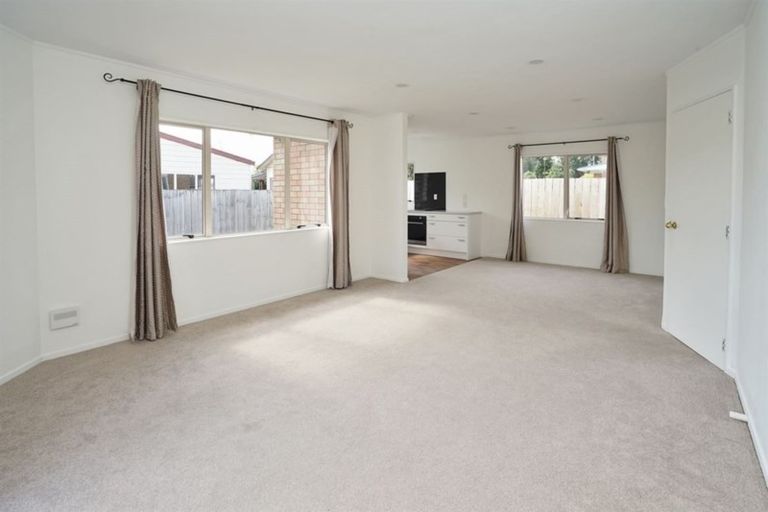 Photo of property in 5a Le Quesne Place, Fairfield, Hamilton, 3214