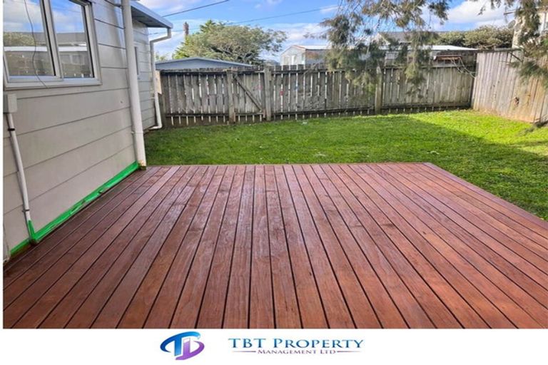 Photo of property in 77a Rosier Road, Glen Eden, Auckland, 0602