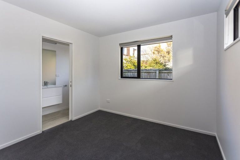Photo of property in 1/31 Clyde Road, Ilam, Christchurch, 8041