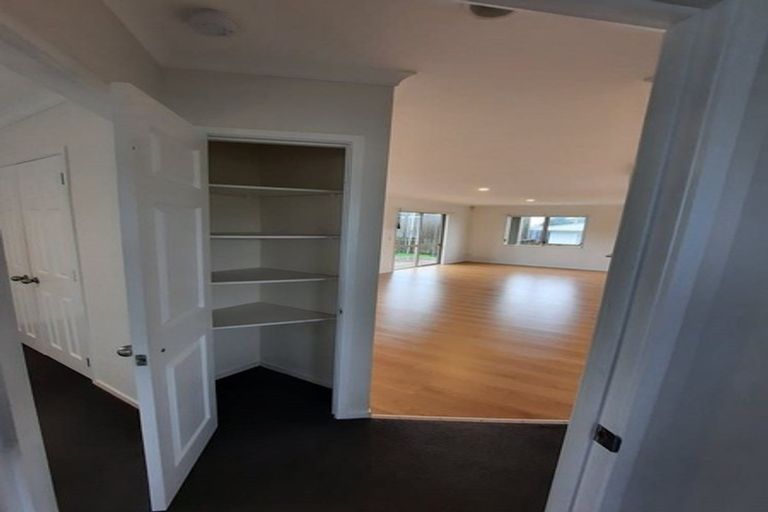 Photo of property in 2a Gallony Avenue, Massey, Auckland, 0614