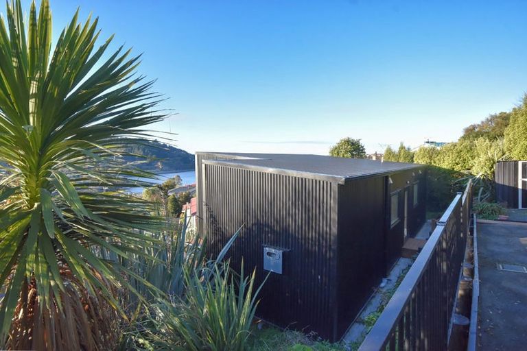 Photo of property in 11 Kilgour Street, Roseneath, Port Chalmers, 9023