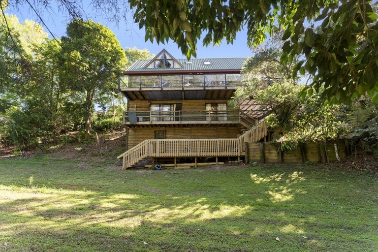 Photo of property in 20 Montressor Place, Howick, Auckland, 2014