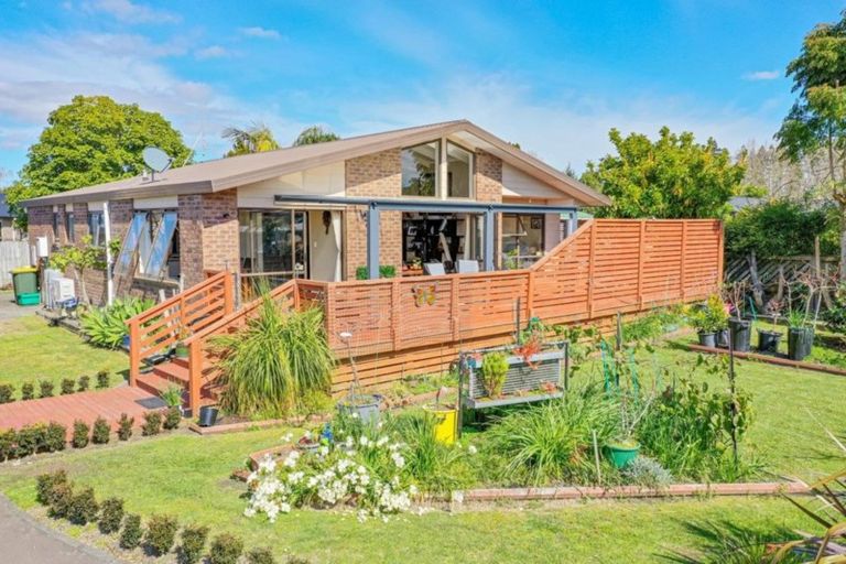 Photo of property in 7 Olive Grove, Edgecumbe, 3120