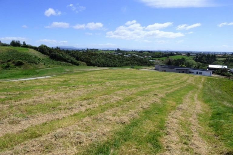 Photo of property in 48 Te Auhi Way, Welcome Bay, Tauranga, 3112