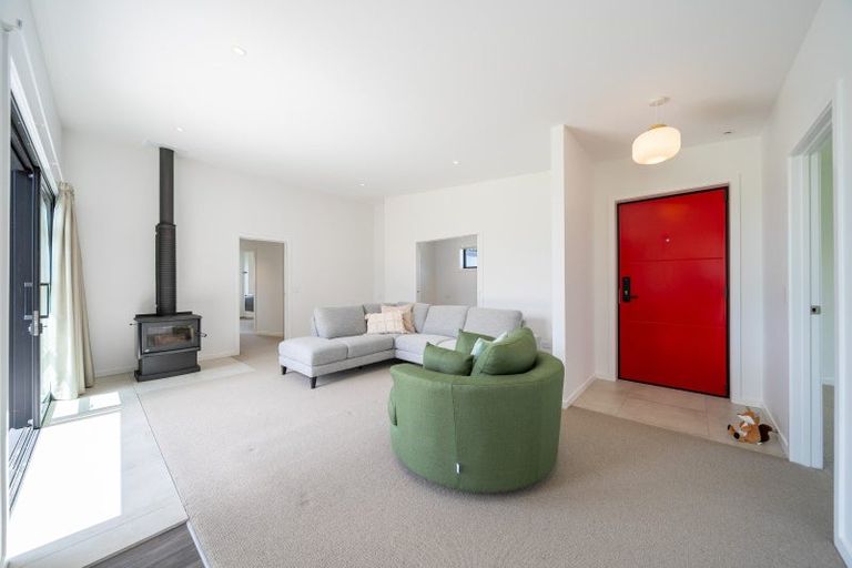 Photo of property in 35 Paton Place, Te Anau, 9600