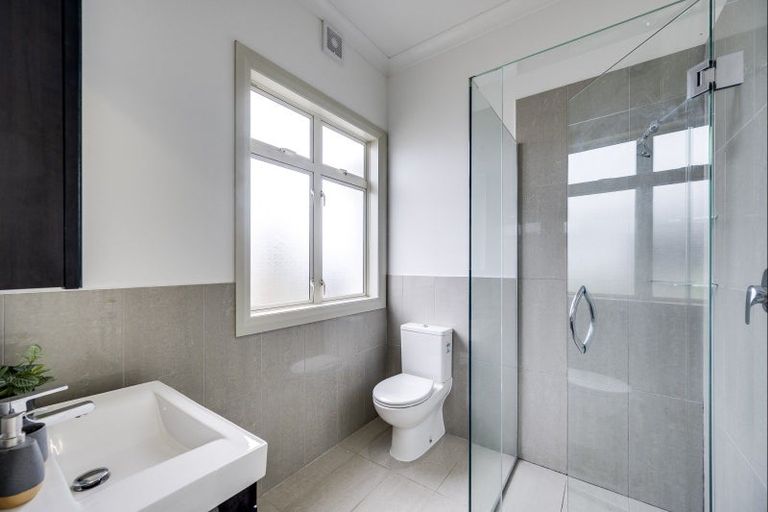 Photo of property in 472 Main North Road, Bay View, Napier, 4104