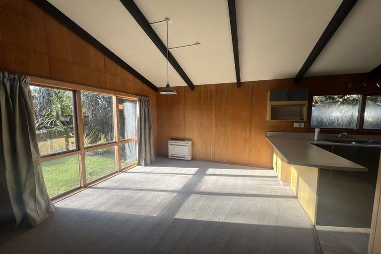 Photo of property in 12 Gloaming Place, Sockburn, Christchurch, 8042