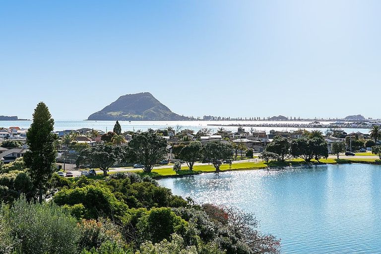 Photo of property in 98 Maxwells Road, Otumoetai, Tauranga, 3110