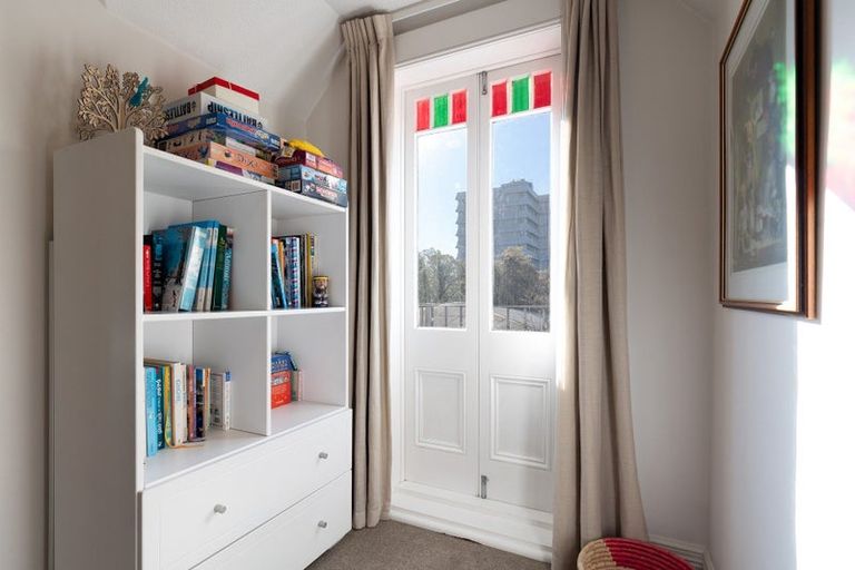 Photo of property in 1 Synagogue Lane, Nelson, 7010