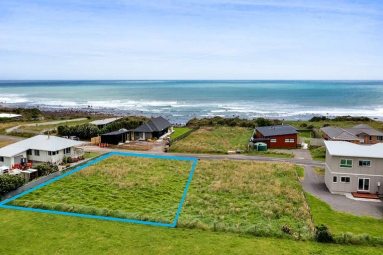 Photo of property in 289 Tai Road, Opunake, 4681