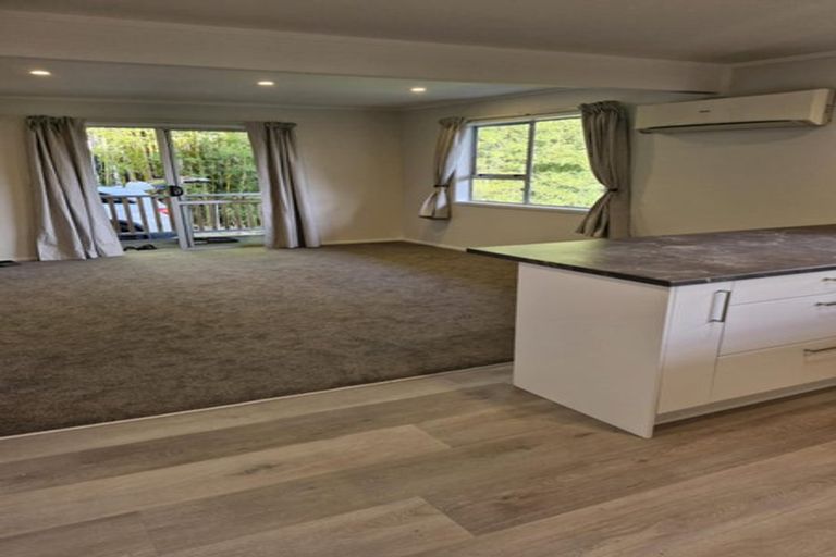 Photo of property in 1/38 Carlisle Road, Browns Bay, Auckland, 0630