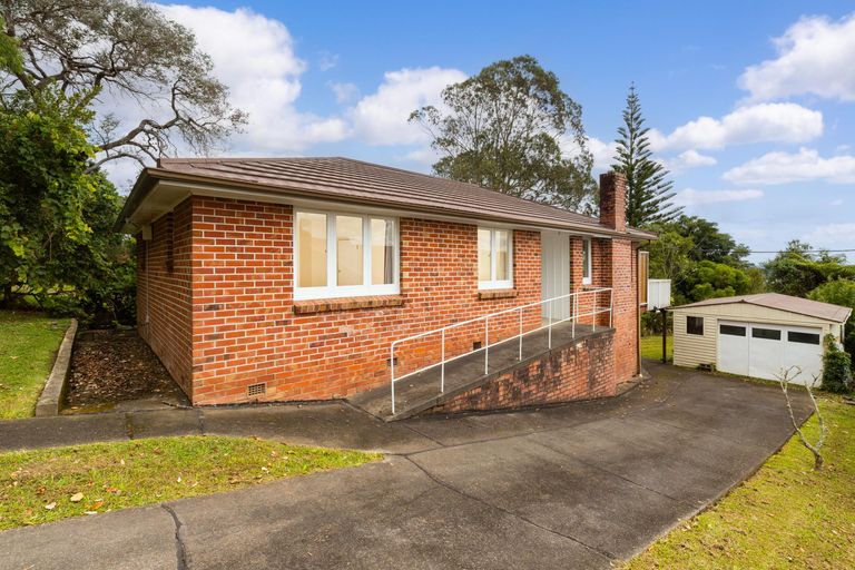 Photo of property in 101 Glengarry Road, Glen Eden, Auckland, 0602