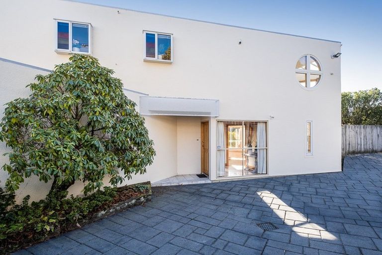 Photo of property in 2 Ann Street, Kaikorai, Dunedin, 9010