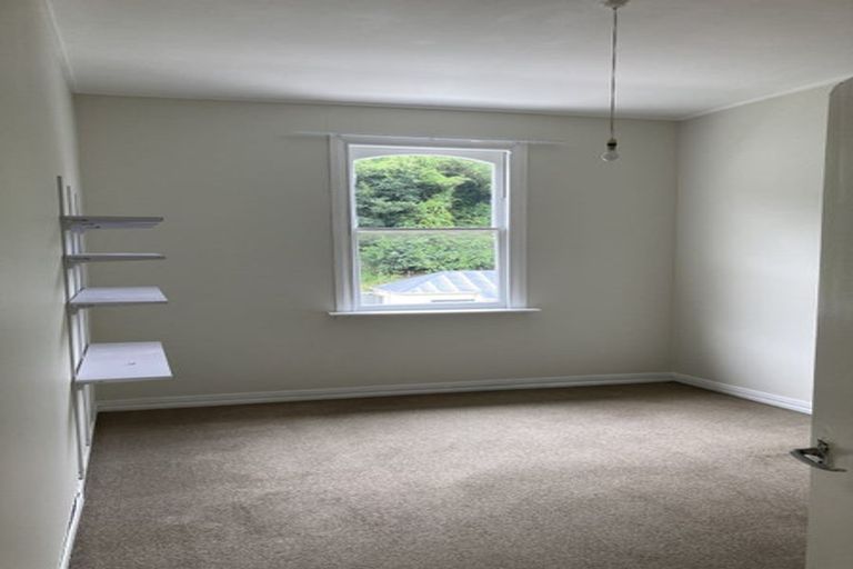 Photo of property in 43 Honiana Te Puni Street, Aro Valley, Wellington, 6021