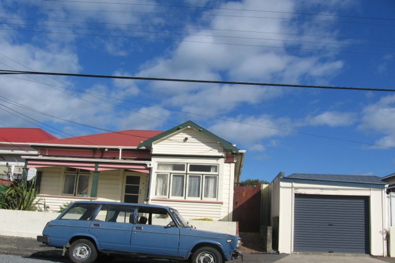 Photo of property in 6 Adelaide Street, Petone, Lower Hutt, 5012