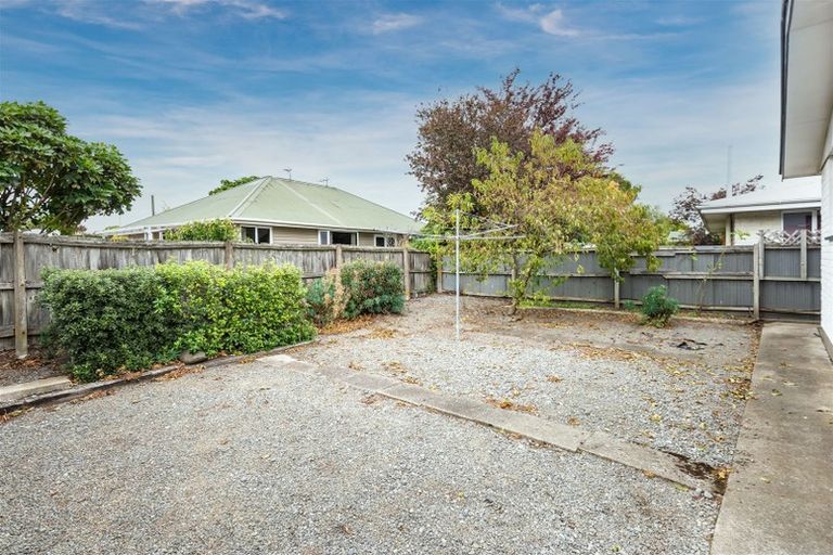 Photo of property in 2/2 Greenpark Street, Hoon Hay, Christchurch, 8025