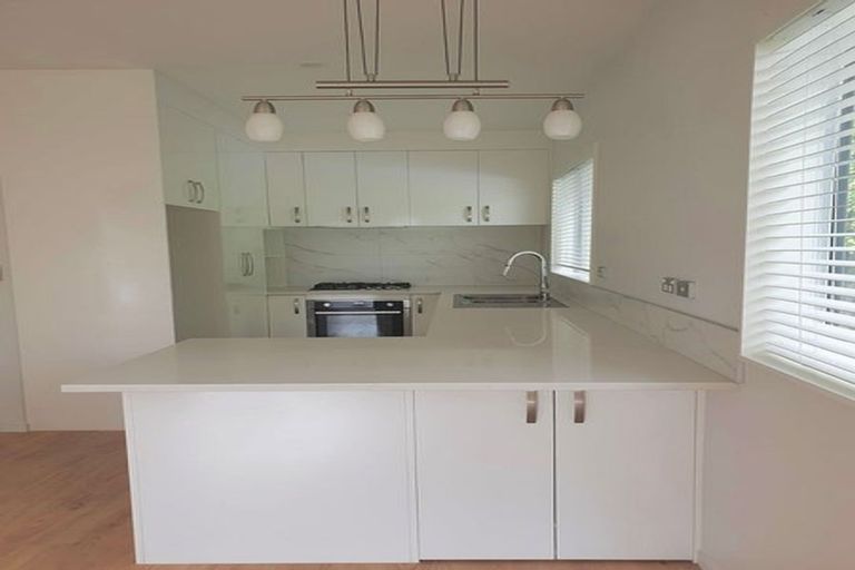 Photo of property in 16 Cherry Road, Bucklands Beach, Auckland, 2014