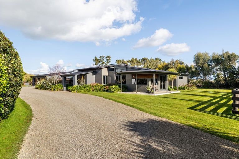 Photo of property in 5/454 Stoney Creek Road, Kelvin Grove, Palmerston North, 4470