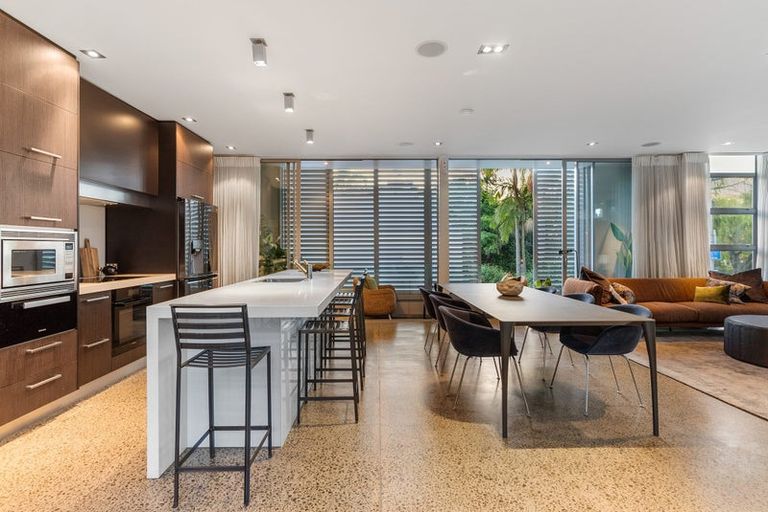 Photo of property in 4a Sarsfield Street, Herne Bay, Auckland, 1011