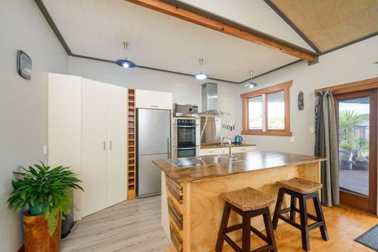 Photo of property in 438 Tremaine Avenue, Takaro, Palmerston North, 4410
