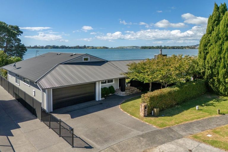 Photo of property in 1 Fourteenth Avenue, Tauranga South, Tauranga, 3112