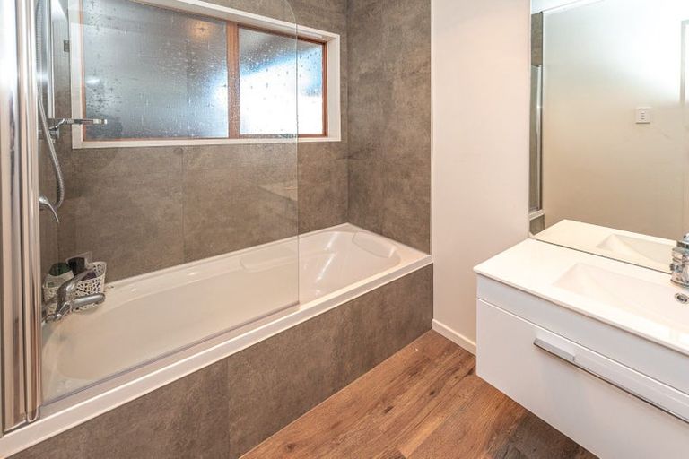 Photo of property in 10 Banks Place, Tawhero, Whanganui, 4501