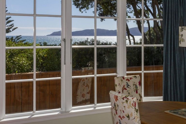 Photo of property in 1 Rosetta Road, Raumati South, Paraparaumu, 5032