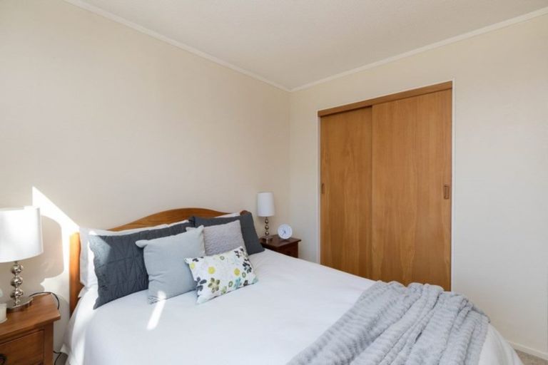 Photo of property in 27a Shackle Lane, Whitby, Porirua, 5024