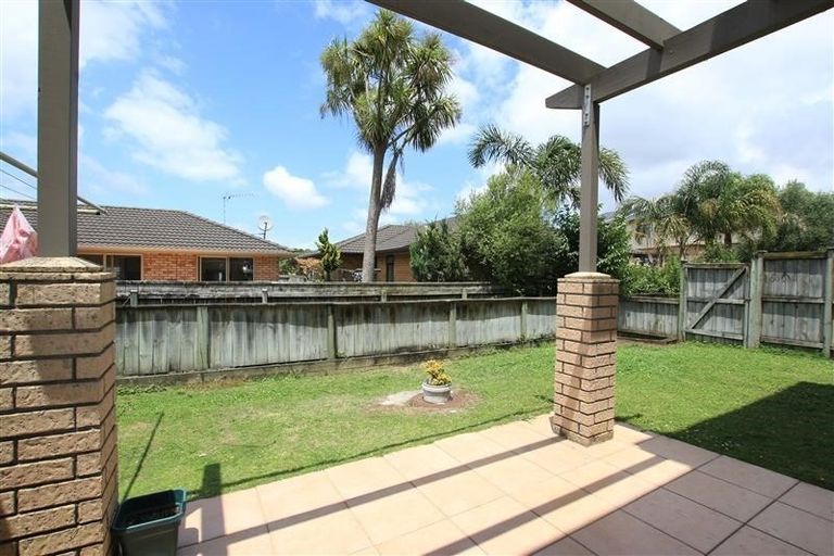 Photo of property in 80 Skip Lane, East Tamaki, Auckland, 2013