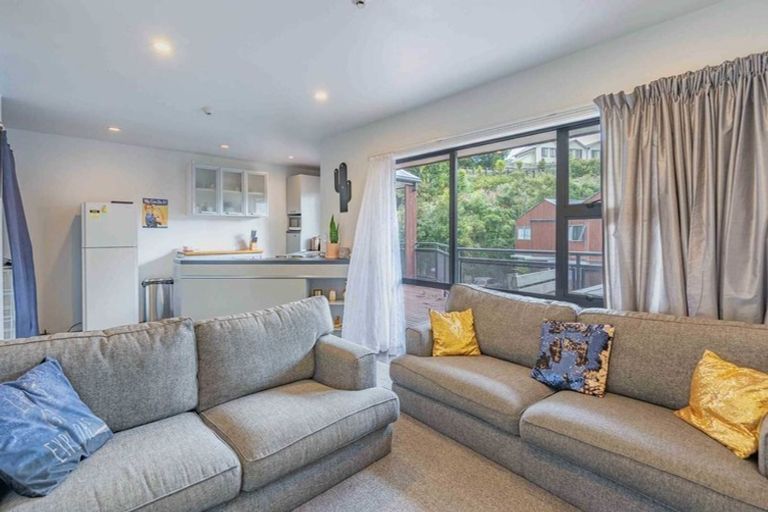 Photo of property in 22/3 The Avenue, Albany, Auckland, 0632