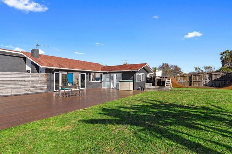 Photo of property in 29 Cassino Street, Bayswater, Auckland, 0622