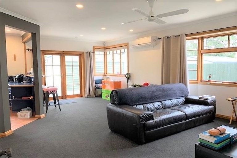 Photo of property in 33 Buccleugh Street, Phillipstown, Christchurch, 8011