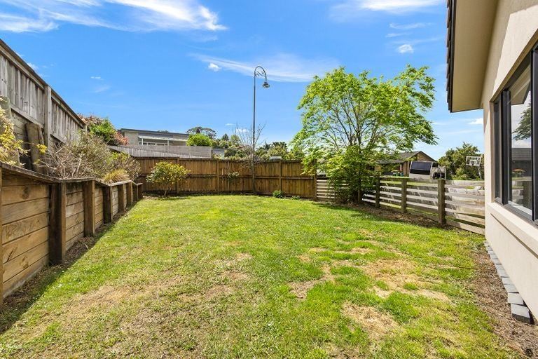 Photo of property in 14 Derbyshire Place, Dinsdale, Hamilton, 3204