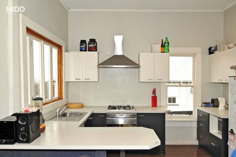 Photo of property in 18 Drivers Road, Maori Hill, Dunedin, 9010