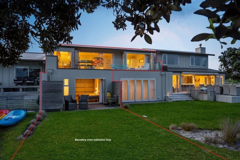 Photo of property in 112b Hinemoa Street, Whangamata, 3620