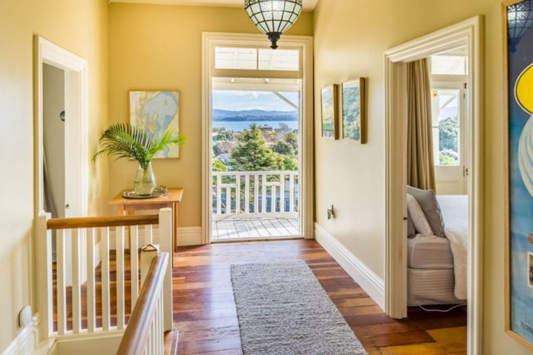 Photo of property in 17 Kowhai Street, Eastbourne, Lower Hutt, 5013