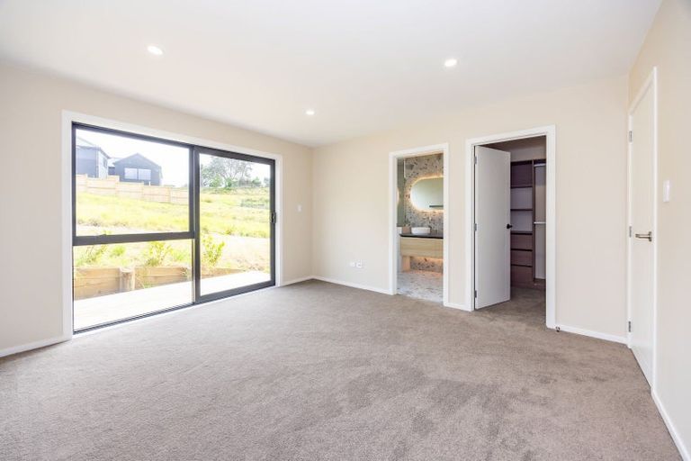 Photo of property in 30 Awanui Road, Red Beach, 0932