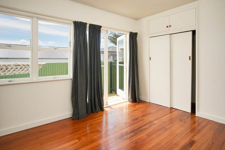 Photo of property in 2/52 Songer Street, Stoke, Nelson, 7011