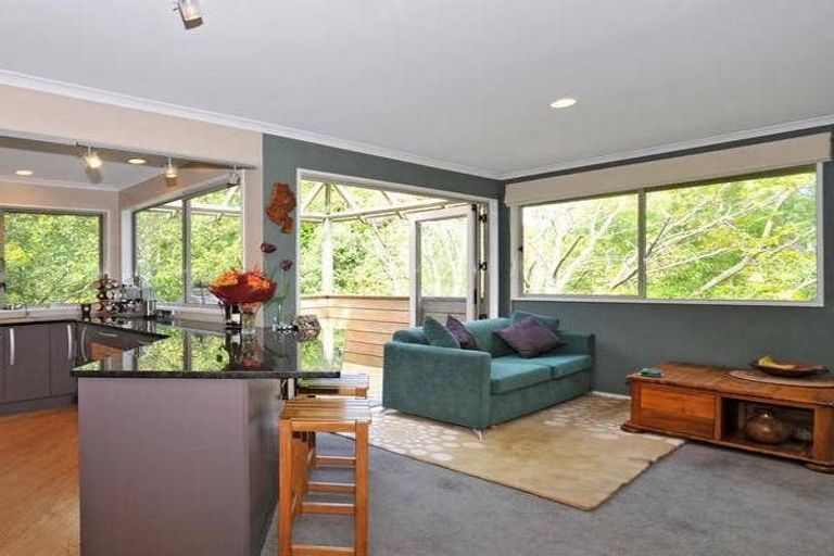 Photo of property in 49 Waikowhai Street, Ngaio, Wellington, 6035