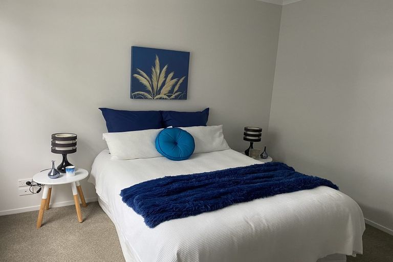 Photo of property in 17 Tuatua Road, Hobsonville, Auckland, 0616