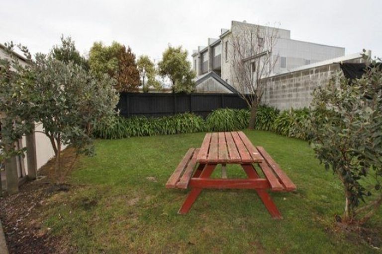 Photo of property in 4/50 Packe Street, Edgeware, Christchurch, 8013