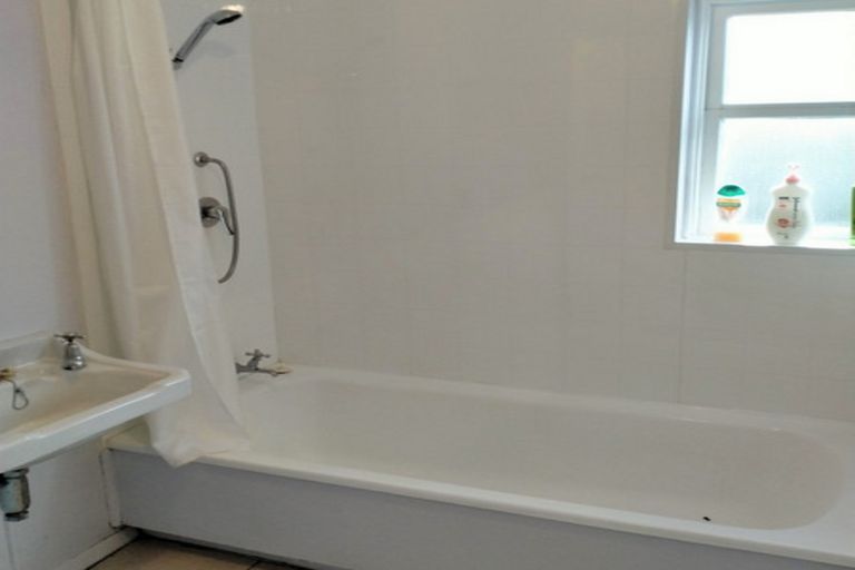 Photo of property in 51 Leask Street, Omakau, 9376