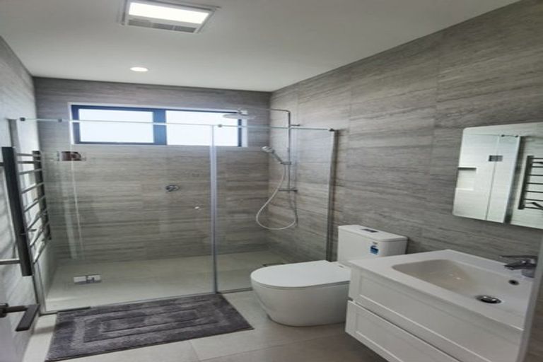 Photo of property in 32 Yellow Pear Lane, Karaka, 2578