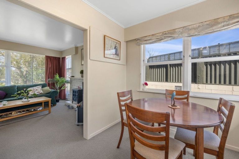 Photo of property in 9 Totaravale Street, Pukehangi, Rotorua, 3015