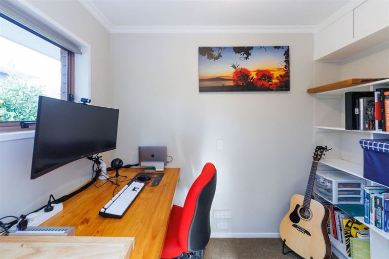 Photo of property in 15 Long Melford Road, Awapuni, Palmerston North, 4412