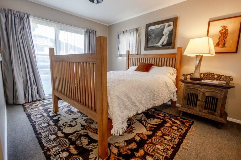 Photo of property in 25 Gow Street, Ross, 7812
