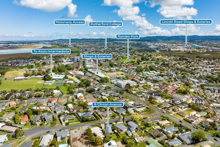 Photo of property in 6 Clinton Avenue, Te Atatu Peninsula, Auckland, 0610